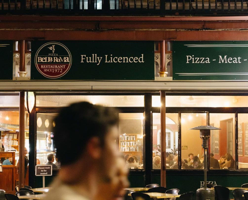 the streetscape of Pizza Bella Roma in Fremantle on the Cappuccino Strip 